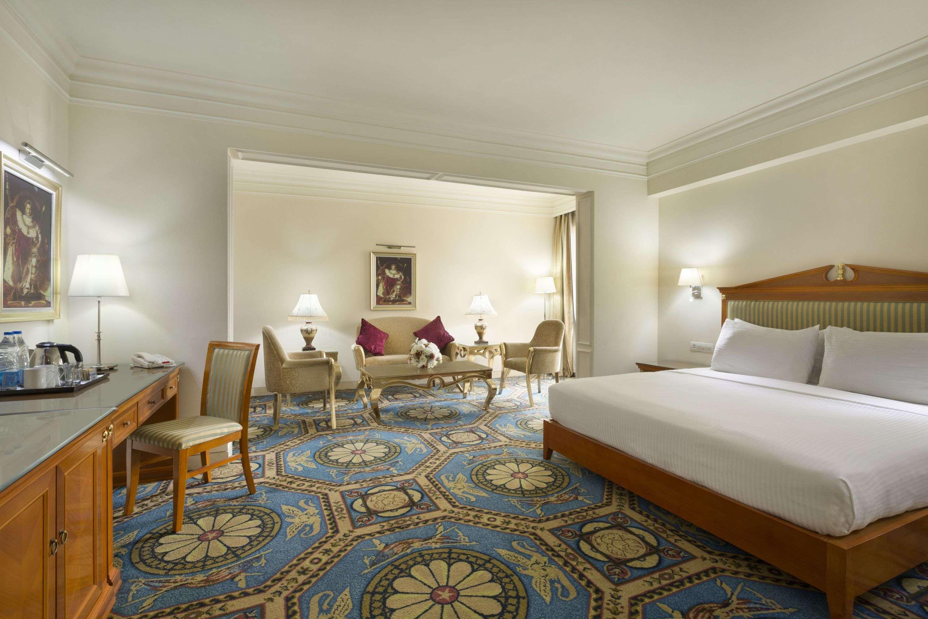 Ramada By Wyndham Amritsar Hotel Kültér fotó