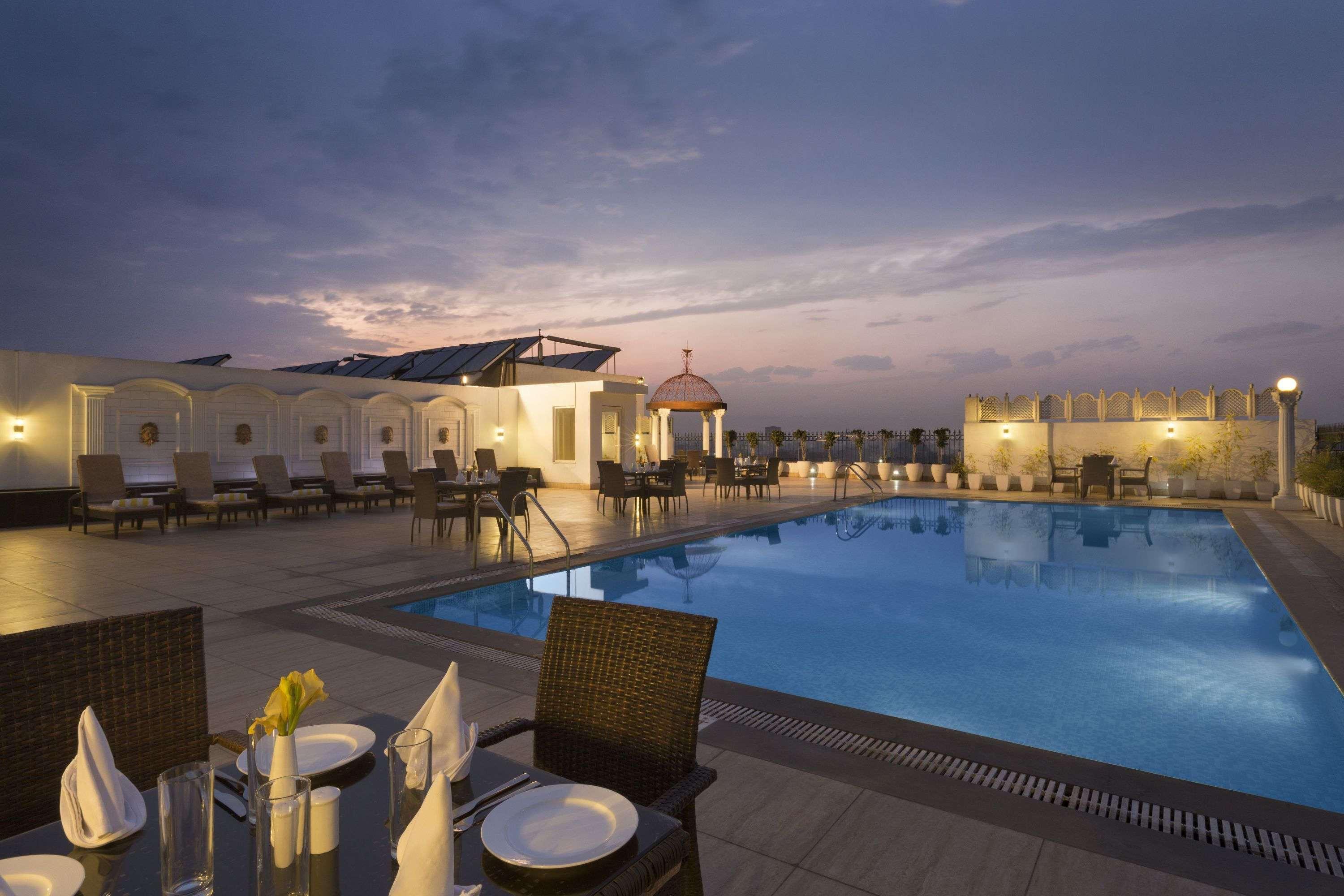 Ramada By Wyndham Amritsar Hotel Kültér fotó