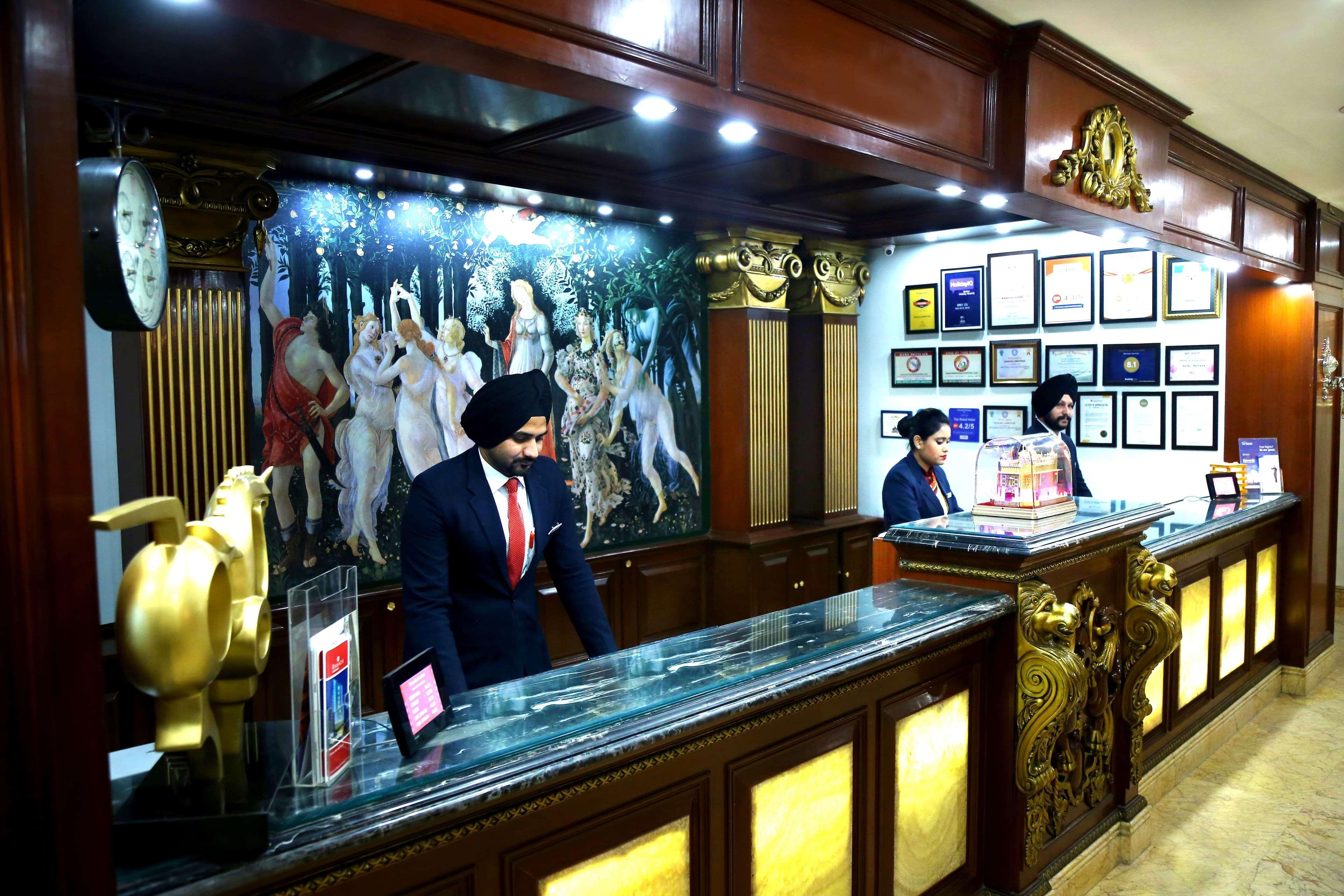 Ramada By Wyndham Amritsar Hotel Kültér fotó