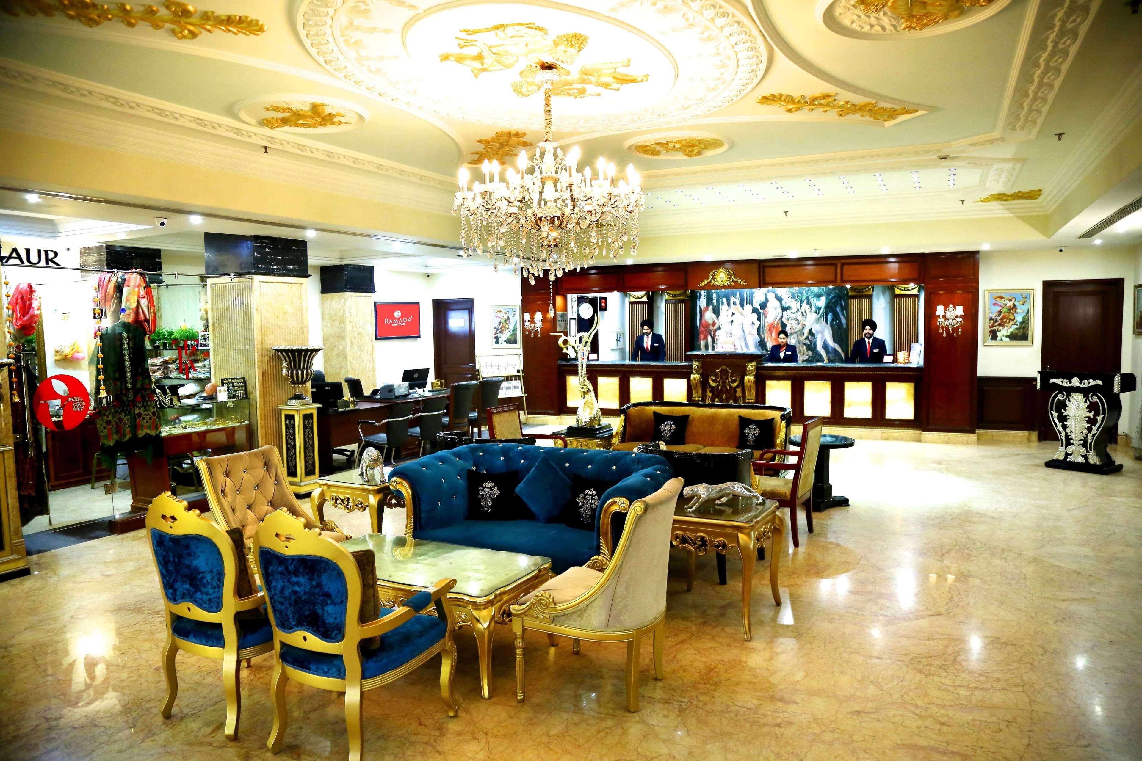 Ramada By Wyndham Amritsar Hotel Kültér fotó