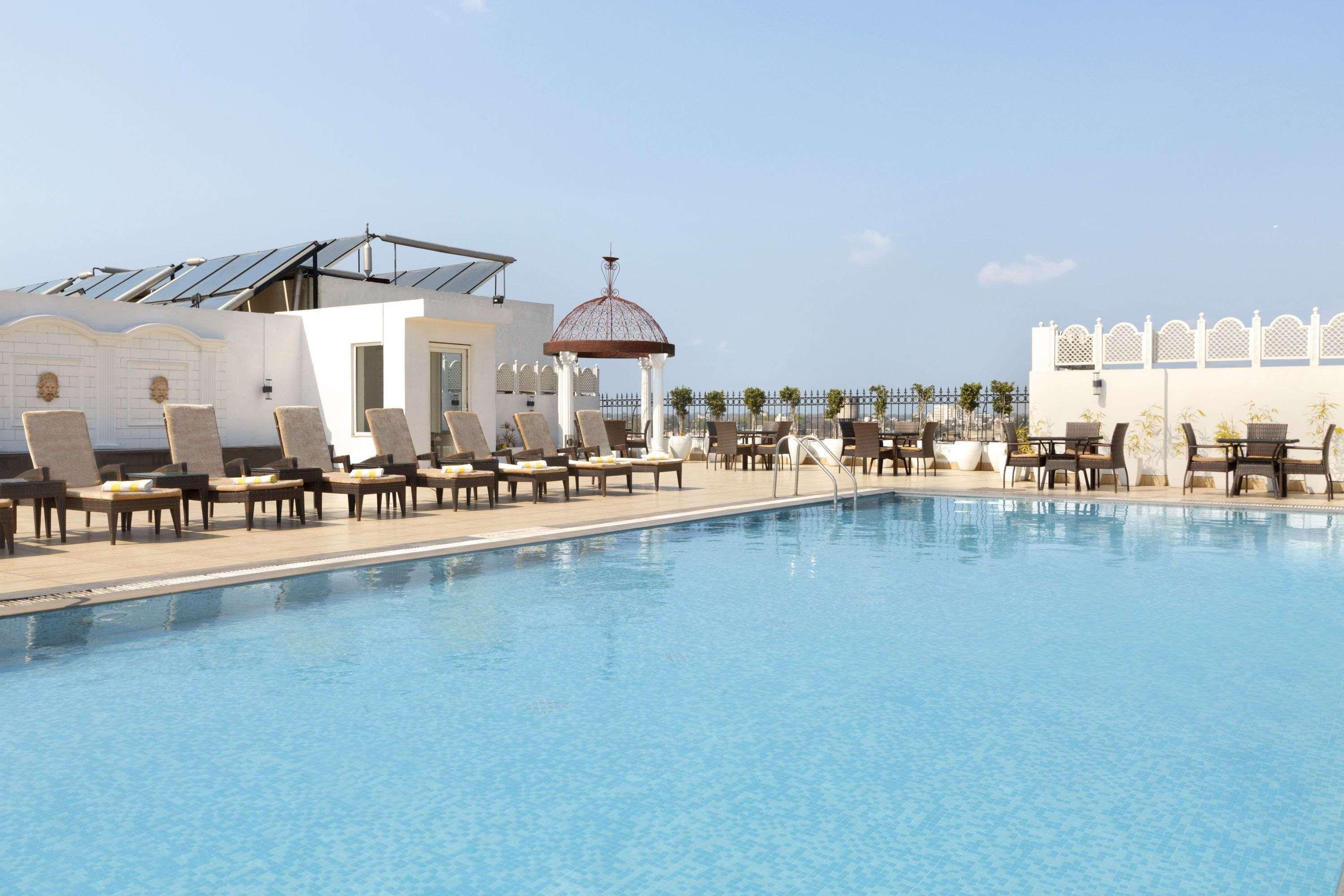Ramada By Wyndham Amritsar Hotel Kültér fotó