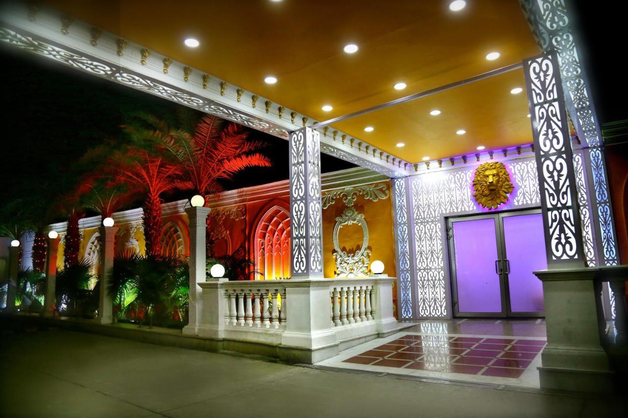 Ramada By Wyndham Amritsar Hotel Kültér fotó